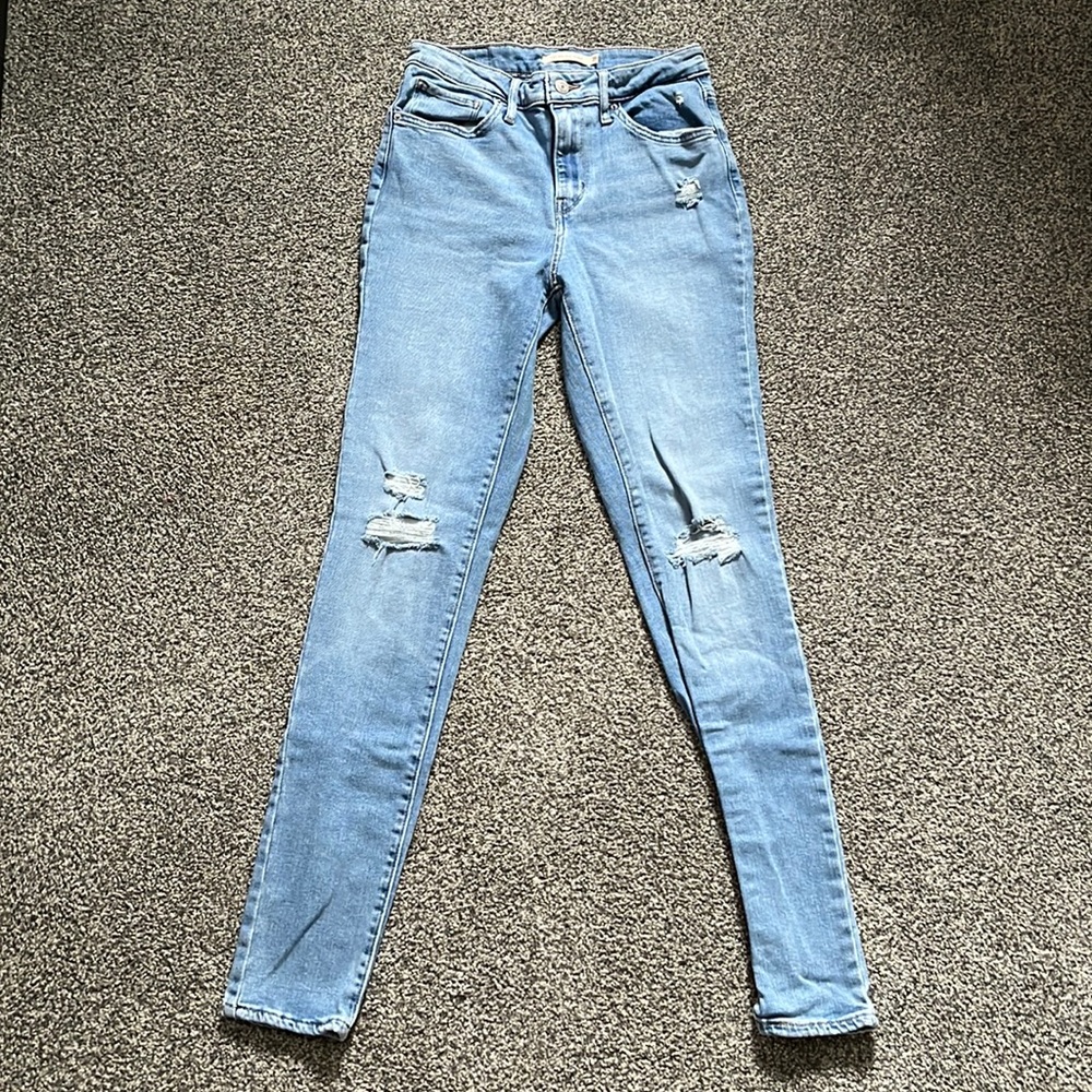 LEVIS 721 High Rise Skinny Jeans - Medium Wash